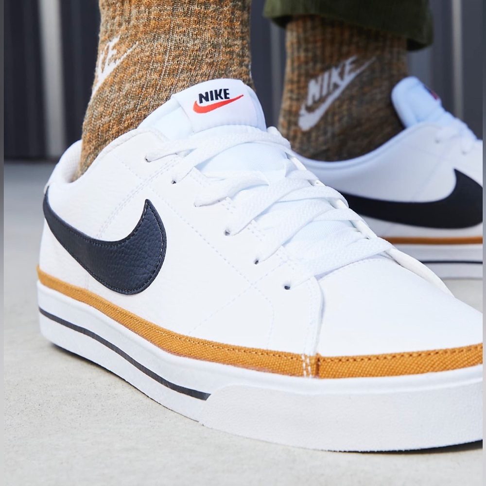 Nike Court Legacy Men’s Athletic Shoes - size 9 - NEW